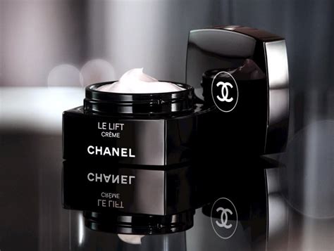 chanel eye cream review.